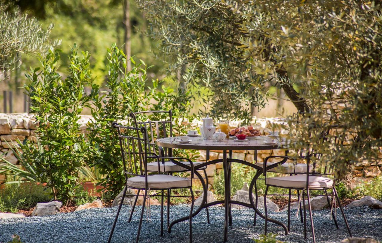 Family Villa Lipica With Private Pool And Jacuzzi Pazin Eksteriør bilde